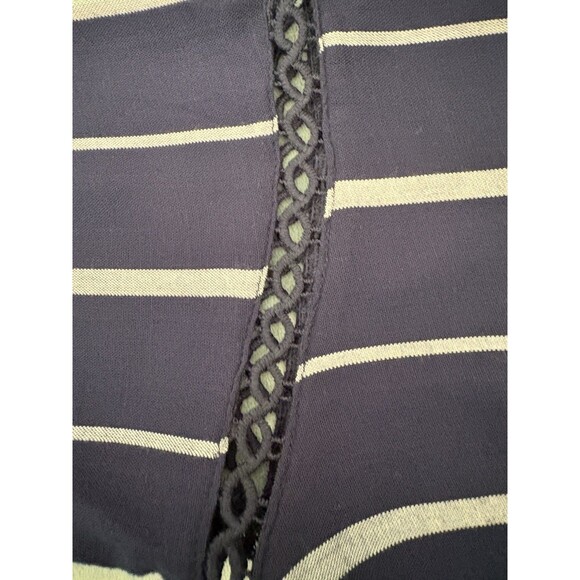 Womens Tunic M Black Gray Stripe 3/4 Bell Sleeves Lace insert V-neck C Est‎ 1946 - Picture 9 of 9